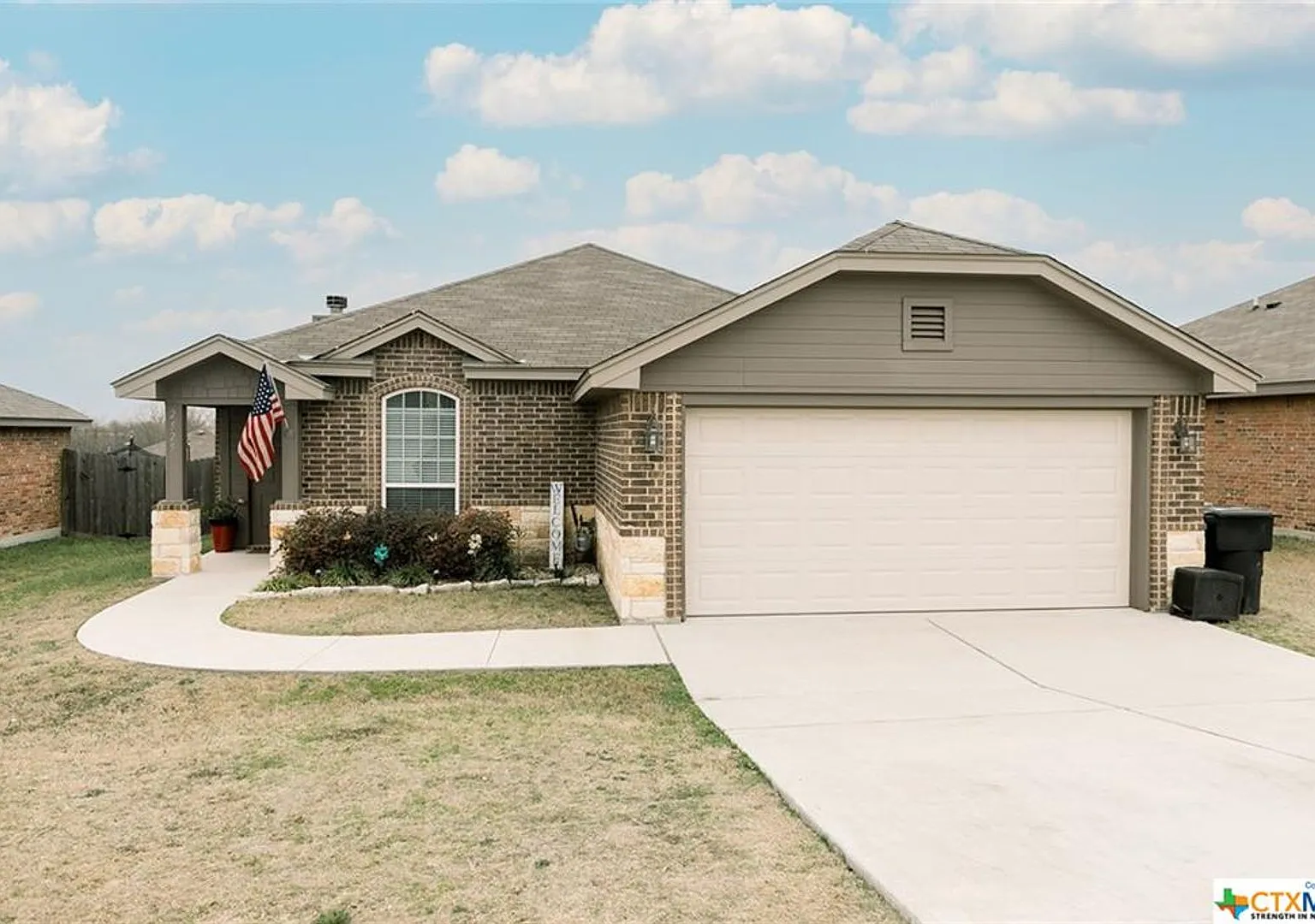 2525 Elk Creek Rd — Photo 1