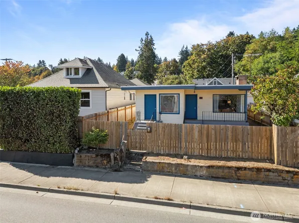 107 N Callow Avenue, Bremerton, WA 98312
