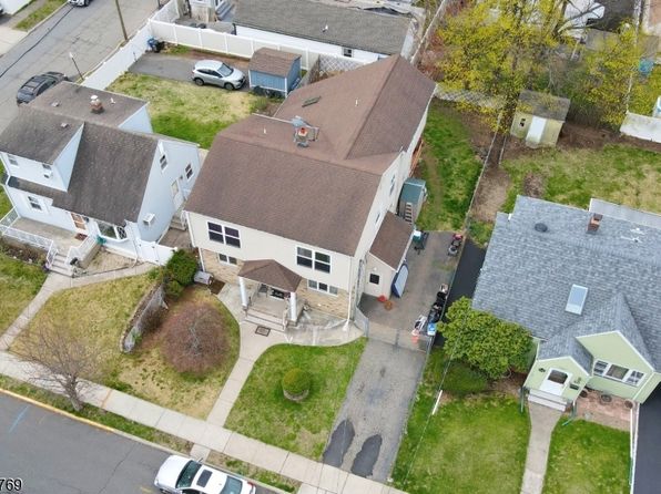 54 Avenue F, Lodi Boro, NJ 07644