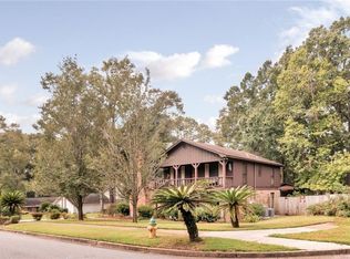 2400 Huffman Dr E, Mobile, AL 36693