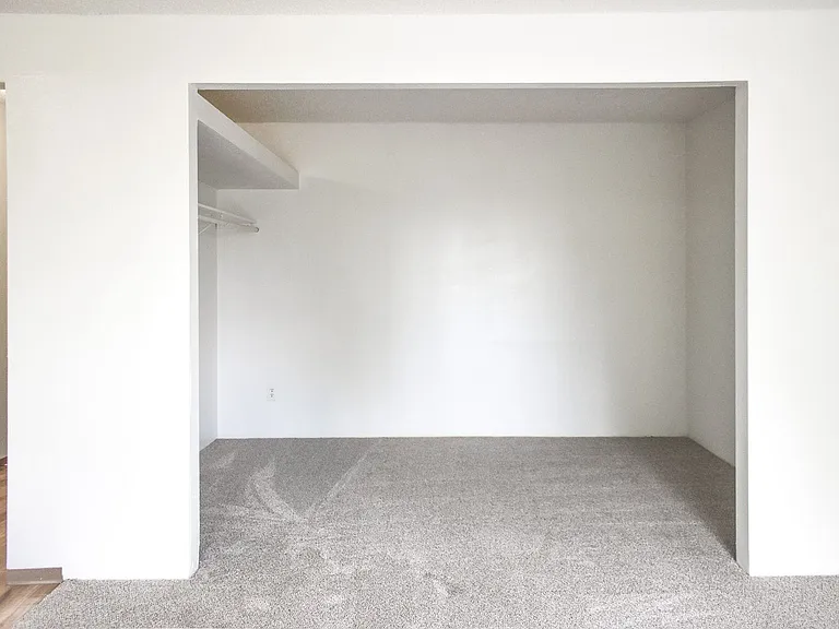 Studios On Rose — Photo 11