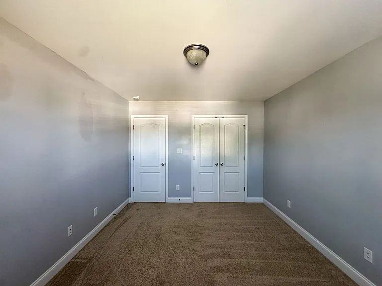 172 Huzzas Cir — Photo 34