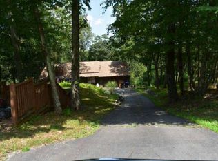 116 Vista Ct, Dingmans Ferry, PA 18328