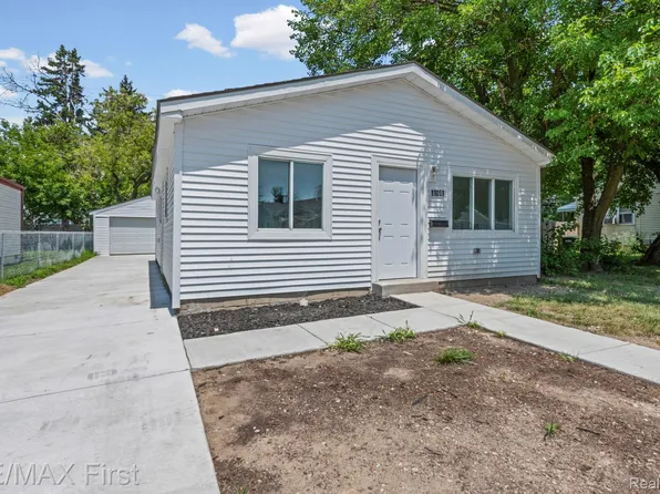11051 Maxwell Ave, Warren, MI 48089