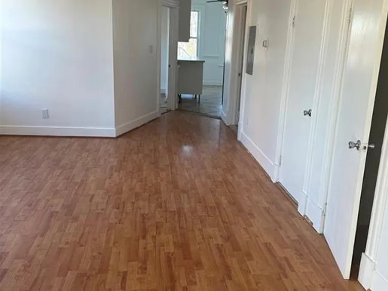 144 Putnam St — Photo 8