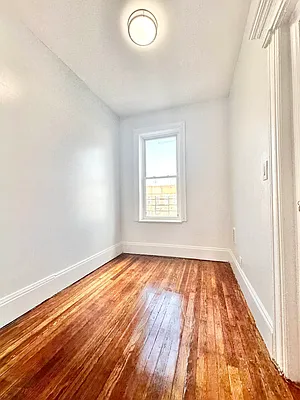 Rented by Bedford And Dean LLC | media 12