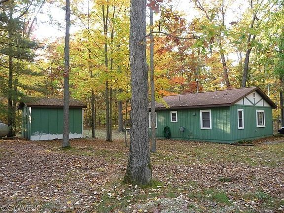 2nd image of 301 N Northwood Dr