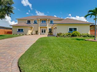 2001 Bali Rd, Cocoa Beach, FL 32931