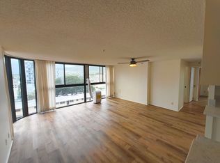 2724 Kahoaloha Ln APT 801, Honolulu, HI 96826