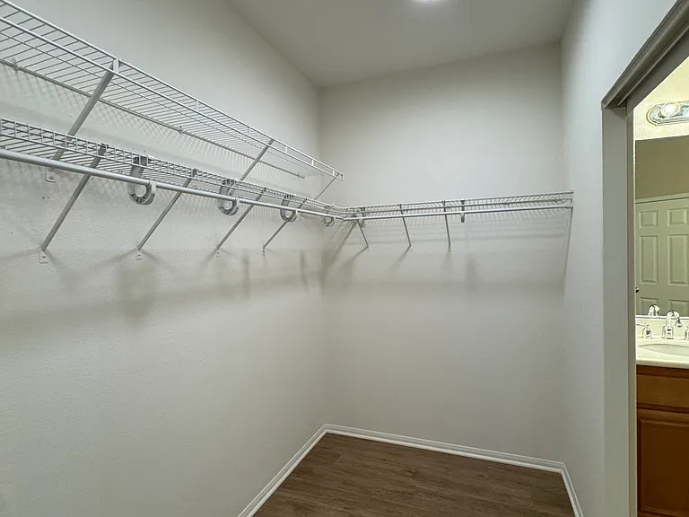 28512 Plymouth Way — Photo 38