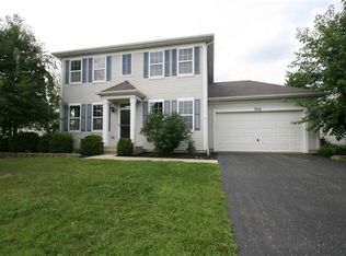 702 Hanover Ct, Oswego, IL 60543