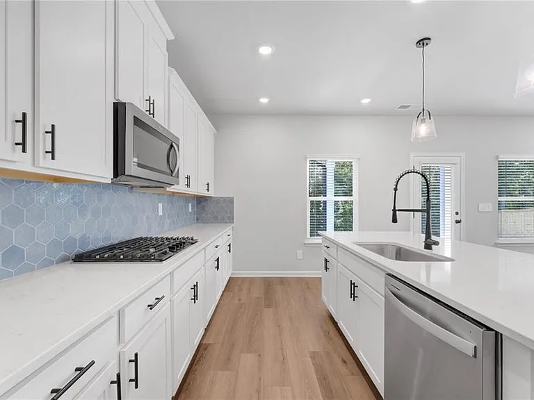 2929 Sweet Red Cir — Photo 27