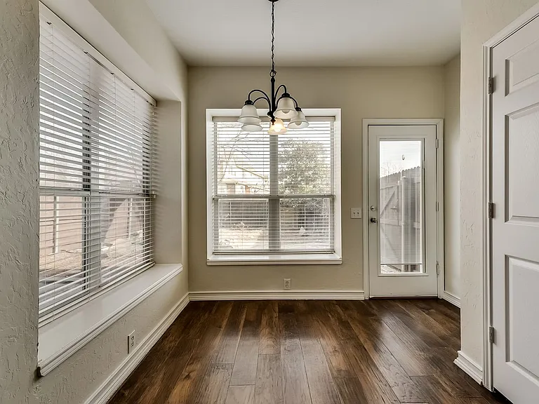 11066 Chanay Dr — Photo 16