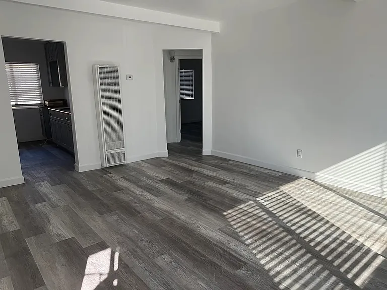 1543 S 38th St #1543 — Photo 1