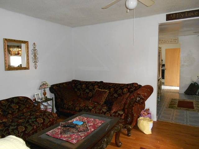 2nd image of 2320 Spruce St