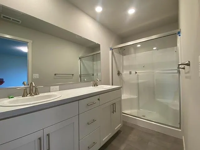 369 Cornwell St — Photo 18