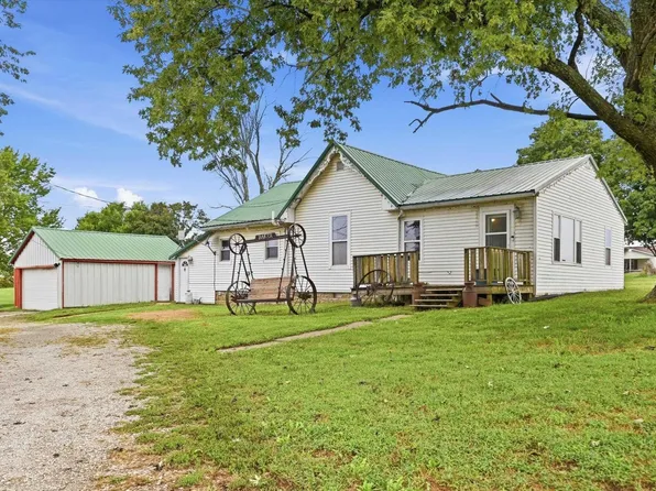 7848 Osage Rd, Atchison, KS 66002