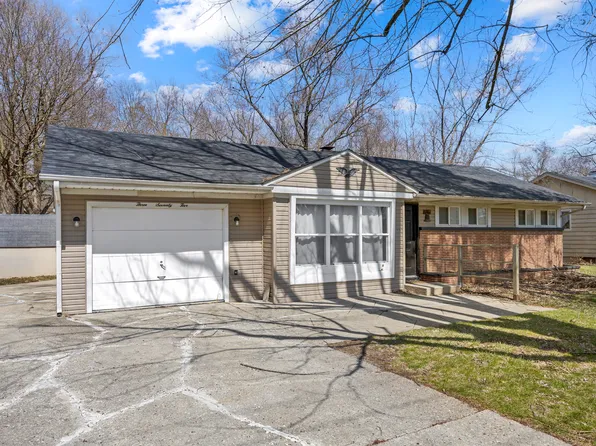 375 Douglas Rd, Batavia, IL 60510