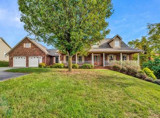 1601 Mountain View Rd, Vinton, VA 24179