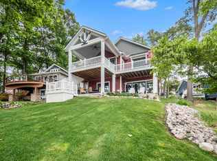 2566 Seymour Dr, Shelbyville, MI 49344