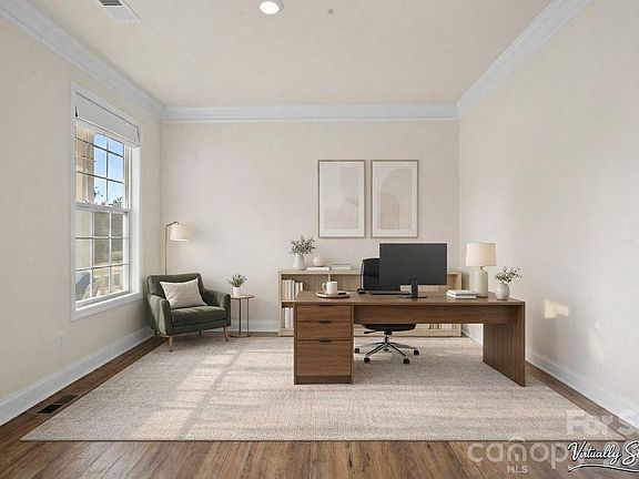 4th image of 313 Streamwood Rd