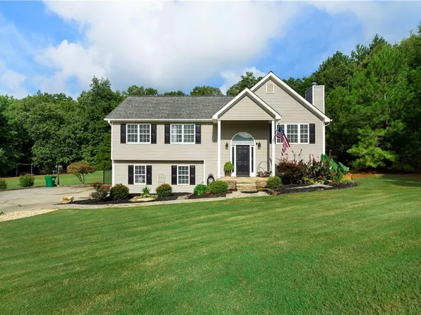 75 Dogwood Glen Dr, Aragon, GA 30104