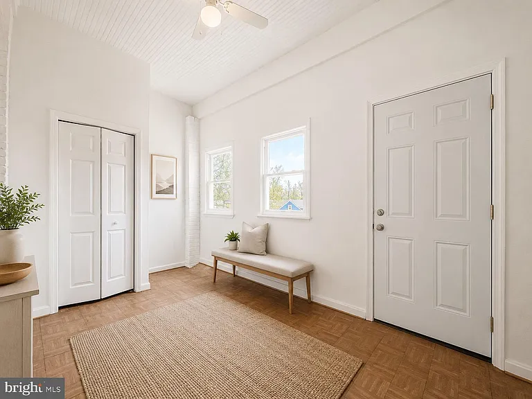 446 Mellon St SE #3 — Photo 9