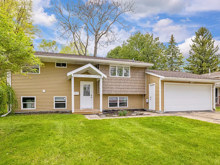 11166 Riverview Dr — Photo 62