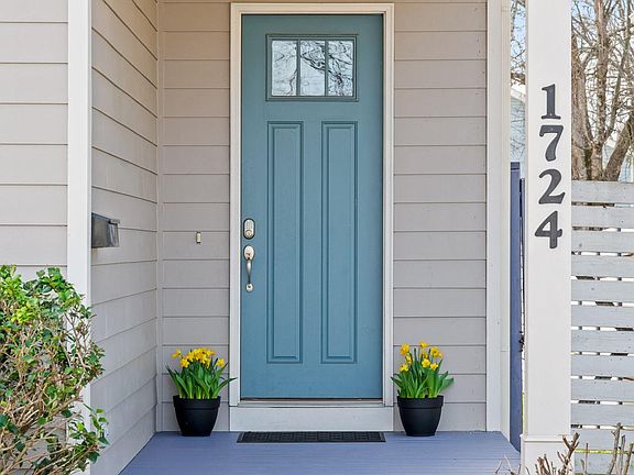 3rd image of 1724 Kirby Ave