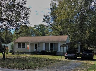 245 East Dr, Oak Ridge, TN 37830