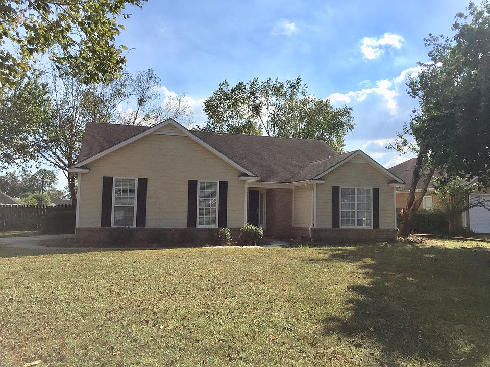 1st image of 3437 Brandon Dr