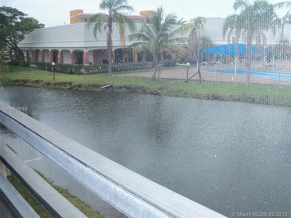 4th image of 505 E Dania Beach Blvd APT 4D