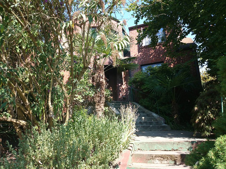 2nd image of 6238 25th Ave NE