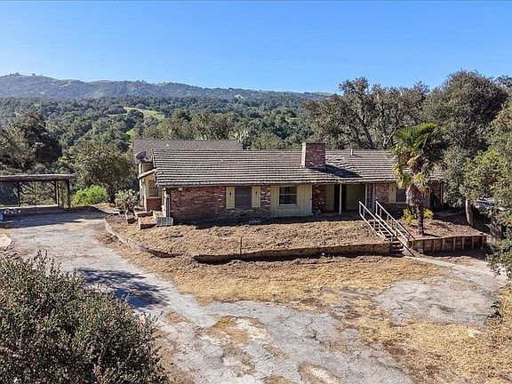 5th image of 379 Corral De Tierra Rd