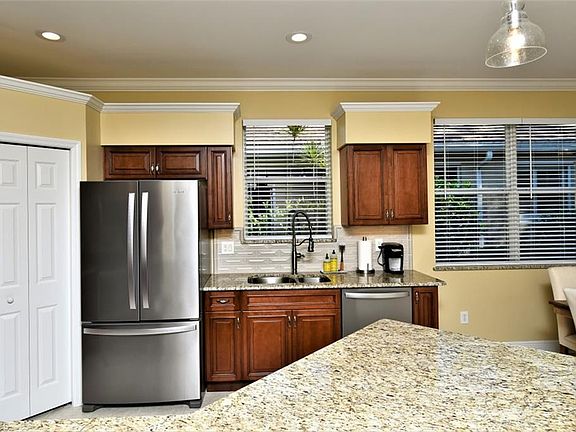 5th image of 2291 Granby Dr