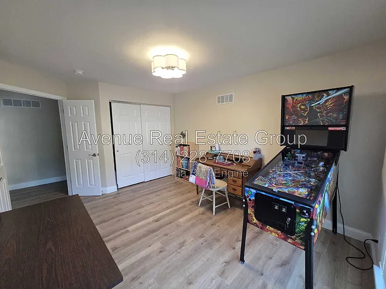 956 Briar Green Ct — Photo 18