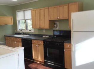 1 Terrace Ct, Northport, NY 11768