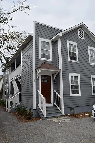 51 Drake St #A Photo 1
