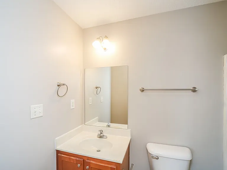 10108 Nolton Cir — Photo 16