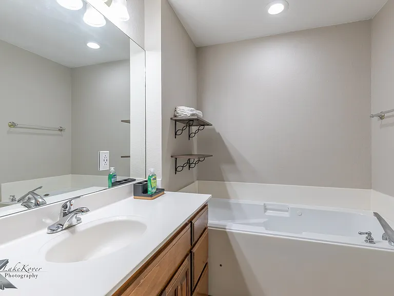 6670 Picadilly St — Photo 14