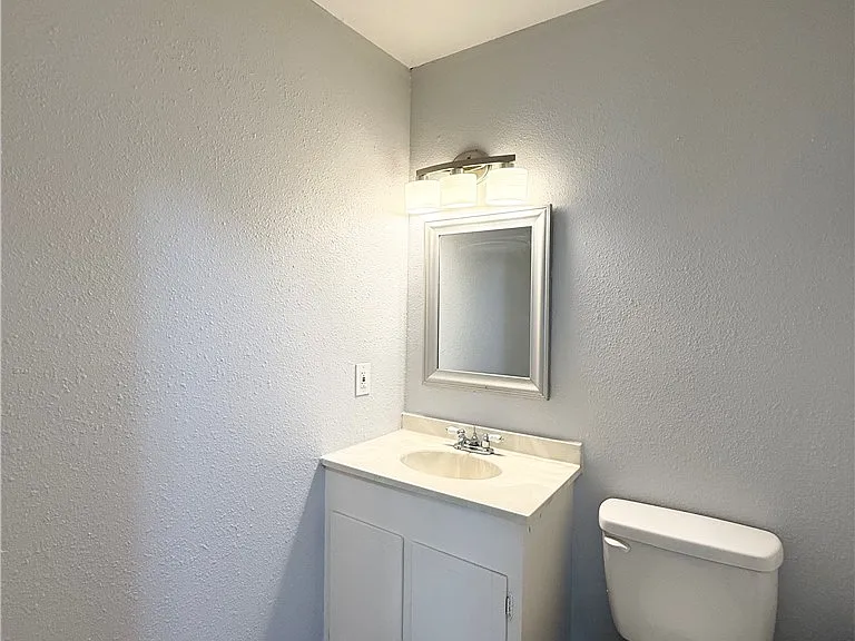 4011 Oak Bay Dr #3 — Photo 9