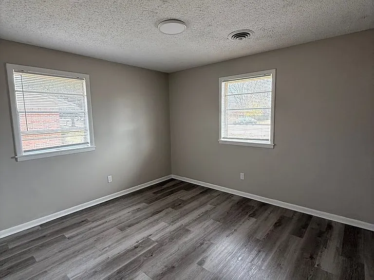 451 S Thomas St — Photo 20