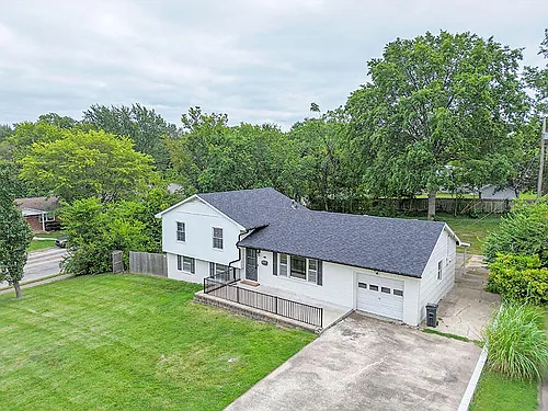 100 W Leslie Ln Photo 1