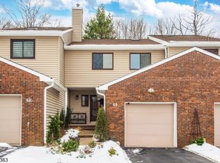 44 Littlewood Ct, Wayne, NJ