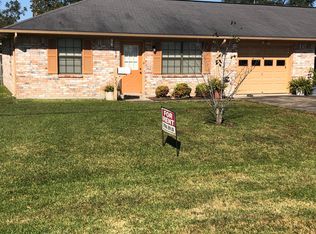 7231 Hayman St, Groves, TX 77619