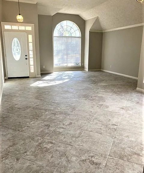 3231 Creek Manor Dr — Photo 3