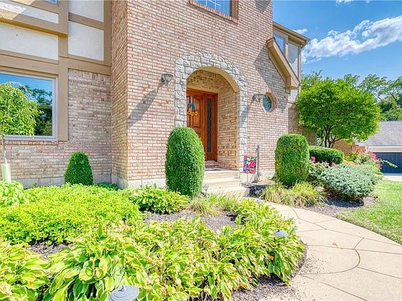 4th image of 7046 Quaker Trace Ct