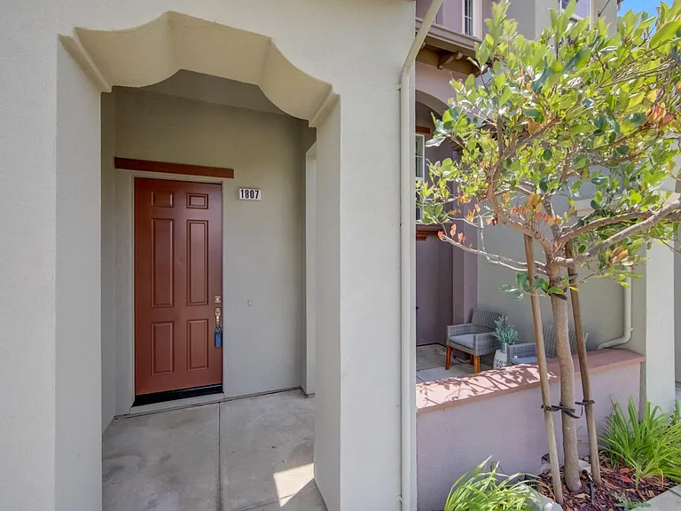 1807 Trailside Cir — Photo 17
