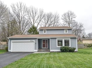2519 Oakhampton Pl, Herndon, VA 20171