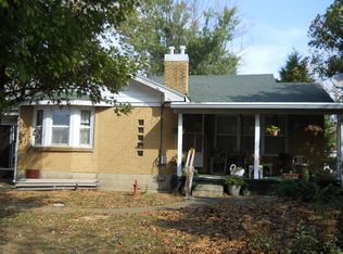 1724 W Main St, Paoli, IN 47454